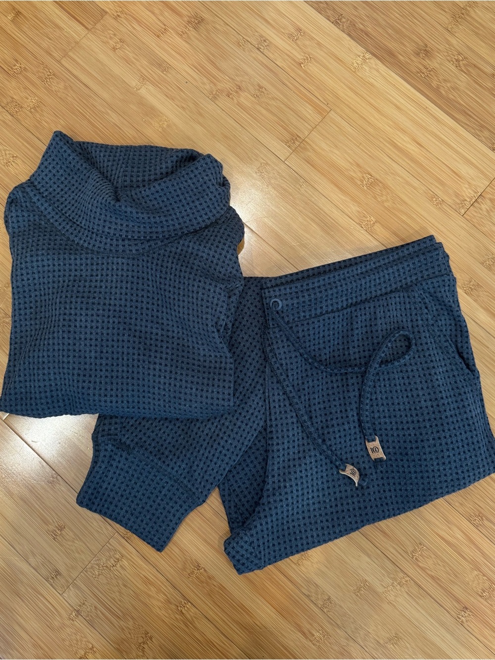 Tentree Women’s Lightweight Waffle Knit Set